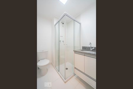 Apartamento para alugar com 65m², 2 quartos e sem vaga Apartamento para alugar com 65m², 2 quartos e sem vagaBanheiro da suíte