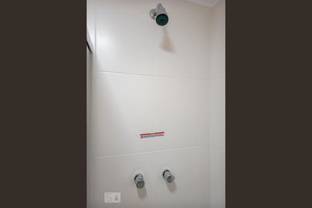 Apartamento para alugar com 65m², 2 quartos e sem vaga Apartamento para alugar com 65m², 2 quartos e sem vagaBanheiro da suíte