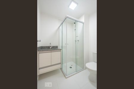 Apartamento para alugar com 65m², 2 quartos e sem vaga Apartamento para alugar com 65m², 2 quartos e sem vagaBanheiro social