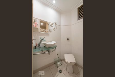 Lavabo de apartamento para alugar com 4 quartos, 211m² em Jardim Fonte do Morumbi, São Paulo