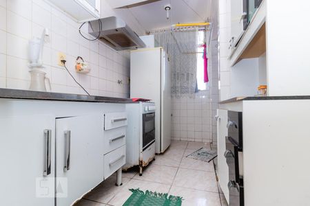 Cozinha de apartamento à venda com 2 quartos, 59m² em Sampaio, Rio de Janeiro