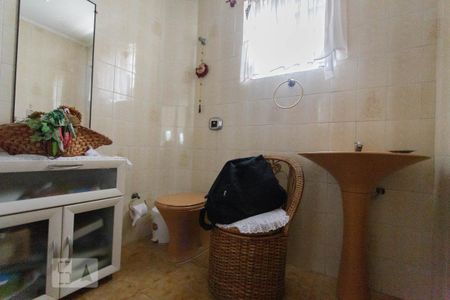 Casa à venda com 300m², 3 quartos e 5 vagas Casa à venda com 300m², 3 quartos e 5 vagasBanheiro 1