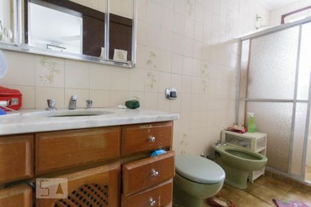 Casa à venda com 300m², 3 quartos e 5 vagas Casa à venda com 300m², 3 quartos e 5 vagasSuíte