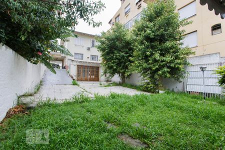 Casa à venda com 300m², 3 quartos e 5 vagas Casa à venda com 300m², 3 quartos e 5 vagasPátio
