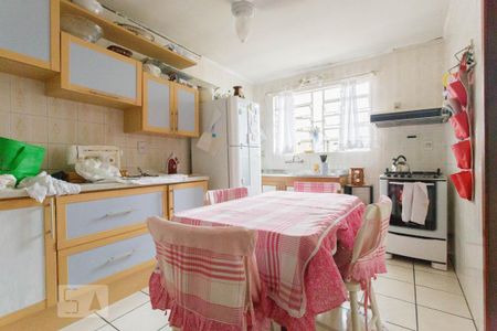 Casa à venda com 300m², 3 quartos e 5 vagas Casa à venda com 300m², 3 quartos e 5 vagasCozinha