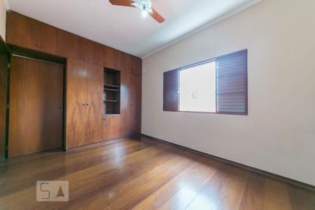 Casa para alugar com 198m², 3 quartos e 4 vagasQuarto 3