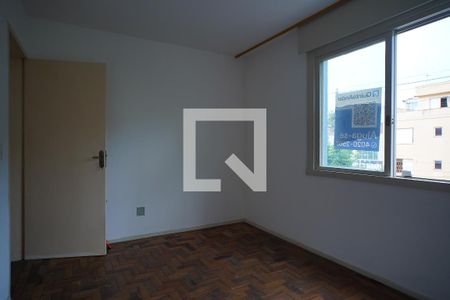 Quarto de apartamento à venda com 1 quarto, 53m² em Passo da Areia, Porto Alegre