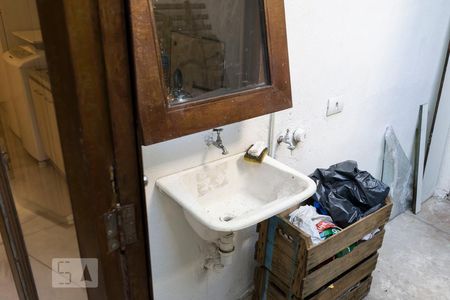 Varanda (Torneira) de apartamento para alugar com 1 quarto, 60m² em Aclimação, São Paulo