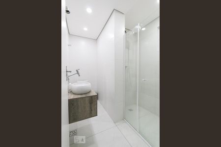 Banheiro  de apartamento à venda com 2 quartos, 62m² em Jardim da Glória, São Paulo