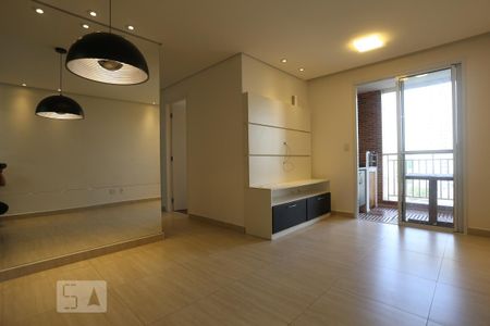 Sala de apartamento para alugar com 3 quartos, 70m² em Jaguaré, São Paulo