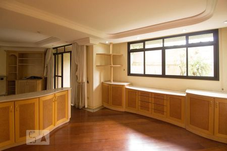Sala de apartamento para alugar com 3 quartos, 513m² em Centro, Curitiba