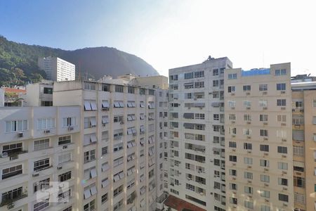 Vista Sala. de apartamento para alugar com 2 quartos, 98m² em Copacabana, Rio de Janeiro