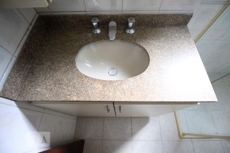 Apartamento para alugar com 110m², 4 quartos e 3 vagas Apartamento para alugar com 110m², 4 quartos e 3 vagasBanheiro 2