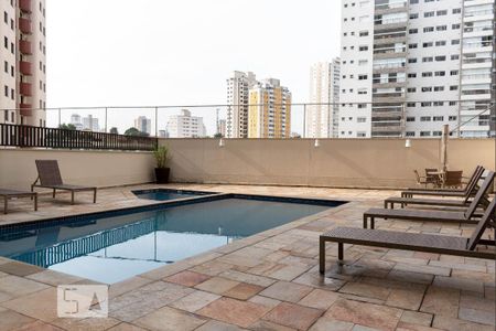 Apartamento para alugar com 110m², 4 quartos e 3 vagas Apartamento para alugar com 110m², 4 quartos e 3 vagasÁrea comum - Piscina