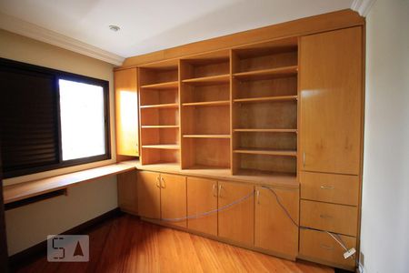 Quarto 1 de apartamento para alugar com 4 quartos, 110m² em Chácara Inglesa, São Paulo