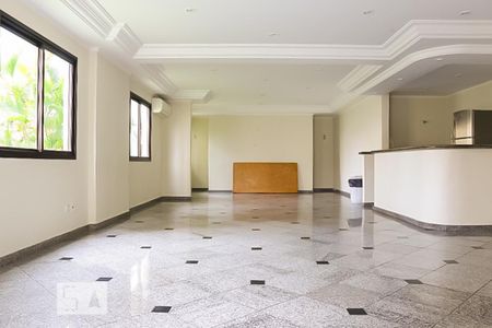 Apartamento para alugar com 110m², 4 quartos e 3 vagas Apartamento para alugar com 110m², 4 quartos e 3 vagasÁrea comum - Salão de festas