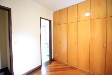 Apartamento para alugar com 110m², 4 quartos e 3 vagas Apartamento para alugar com 110m², 4 quartos e 3 vagasQuarto 4