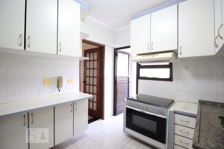 Apartamento para alugar com 110m², 4 quartos e 3 vagas Apartamento para alugar com 110m², 4 quartos e 3 vagasCozinha