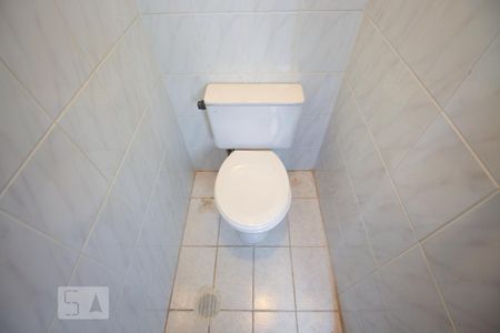Apartamento para alugar com 110m², 4 quartos e 3 vagas Apartamento para alugar com 110m², 4 quartos e 3 vagasBanheiro de Serviço
