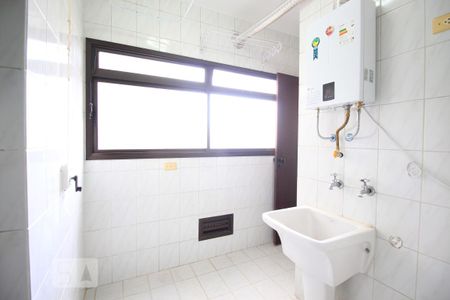 Apartamento para alugar com 110m², 4 quartos e 3 vagas Apartamento para alugar com 110m², 4 quartos e 3 vagasLavanderia