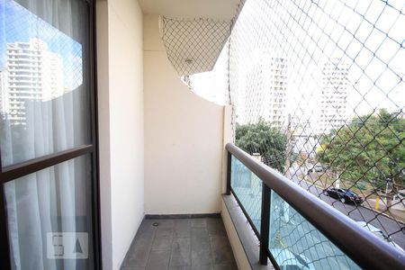 Varanda de apartamento para alugar com 4 quartos, 110m² em Chácara Inglesa, São Paulo