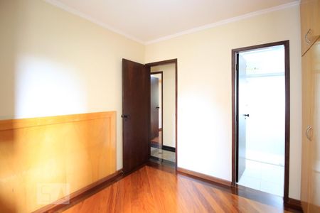 Apartamento para alugar com 110m², 4 quartos e 3 vagas Apartamento para alugar com 110m², 4 quartos e 3 vagasQuarto 4