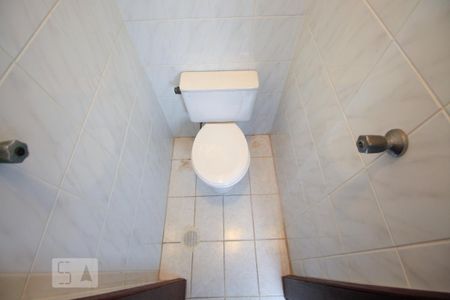 Apartamento para alugar com 110m², 4 quartos e 3 vagas Apartamento para alugar com 110m², 4 quartos e 3 vagasBanheiro de Serviço
