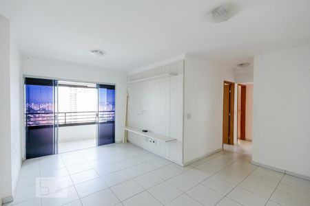 Sala de apartamento para alugar com 3 quartos, 79m² em Setor Leste Universitário, Goiânia