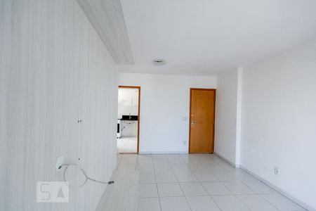 Sala de apartamento para alugar com 3 quartos, 79m² em Setor Leste Universitário, Goiânia
