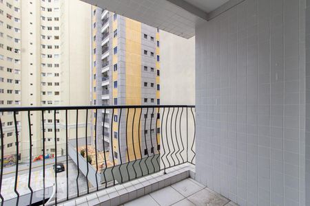 Varanda de apartamento para alugar com 1 quarto, 48m² em Centro, Curitiba