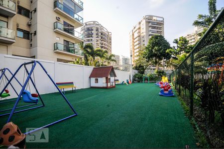 Apartamento para alugar com 78m², 2 quartos e 1 vagaPlayground