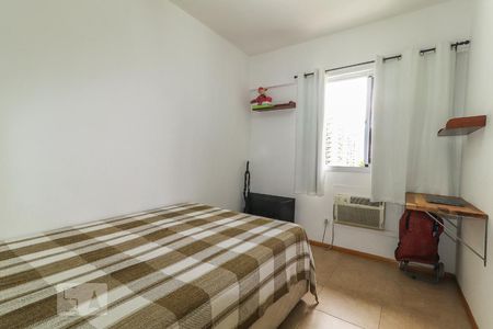 Apartamento para alugar com 78m², 2 quartos e 1 vagaQuarto 1