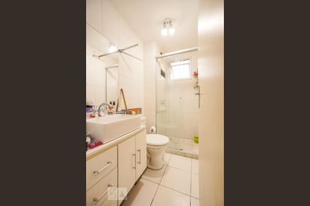 Banheiro de apartamento à venda com 2 quartos, 51m² em Penha de França, São Paulo