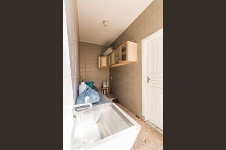 Casa à venda com 660m², 6 quartos e 4 vagasÁrea de serviço