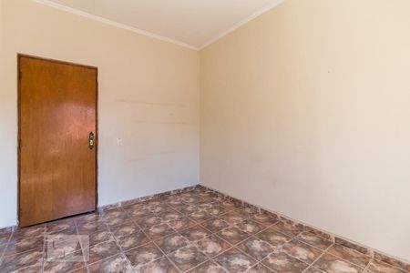 Casa à venda com 660m², 6 quartos e 4 vagasQuarto 01