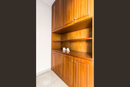 Casa à venda com 660m², 6 quartos e 4 vagasLavabo