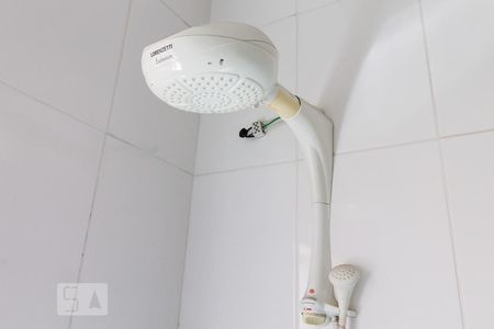 Casa à venda com 660m², 6 quartos e 4 vagasChuveiro