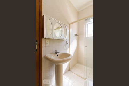 Casa à venda com 660m², 6 quartos e 4 vagasBanheiro da suíte 