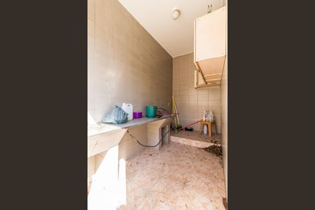 Casa à venda com 660m², 6 quartos e 4 vagasÁrea de serviço