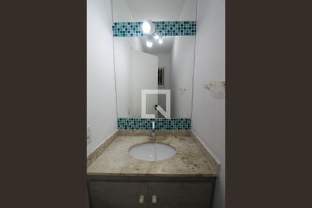 Lavabo de casa de condomínio à venda com 3 quartos, 110m² em Vila São Silvestre, São Paulo