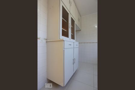 Cozinha de casa de condomínio à venda com 2 quartos, 110m² em Vila São Silvestre, São Paulo