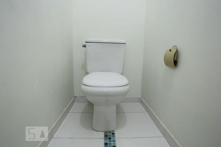 Casa de condomínio à venda com 110m², 2 quartos e 1 vagaLavabo