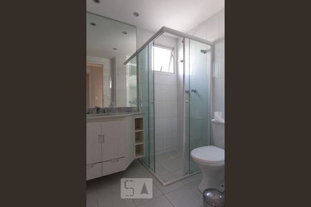 Banheiro de apartamento à venda com 2 quartos, 63m² em Paraíso do Morumbi, São Paulo