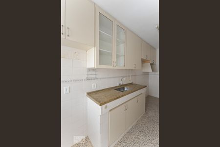 Apartamento para alugar com 70m², 2 quartos e 1 vaga