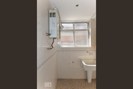 Apartamento para alugar com 70m², 2 quartos e 1 vaga