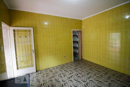 Casa à venda com 140m², 4 quartos e 6 vagasCozinha