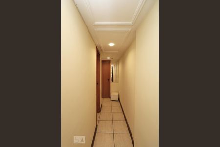 Corredor. de apartamento para alugar com 2 quartos, 60m² em Copacabana, Rio de Janeiro