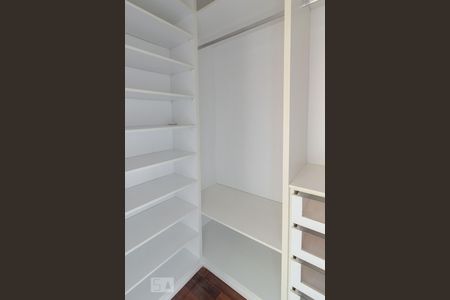 Apartamento à venda com 290m², 3 quartos e 3 vagasCloset Suíte 3