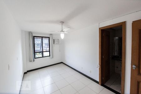 Apartamento à venda com 180m², 4 quartos e 3 vagasSuíte 2