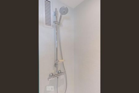 Apartamento à venda com 70m², 1 quarto e 2 vagas Apartamento à venda com 70m², 1 quarto e 2 vagasBanheiro